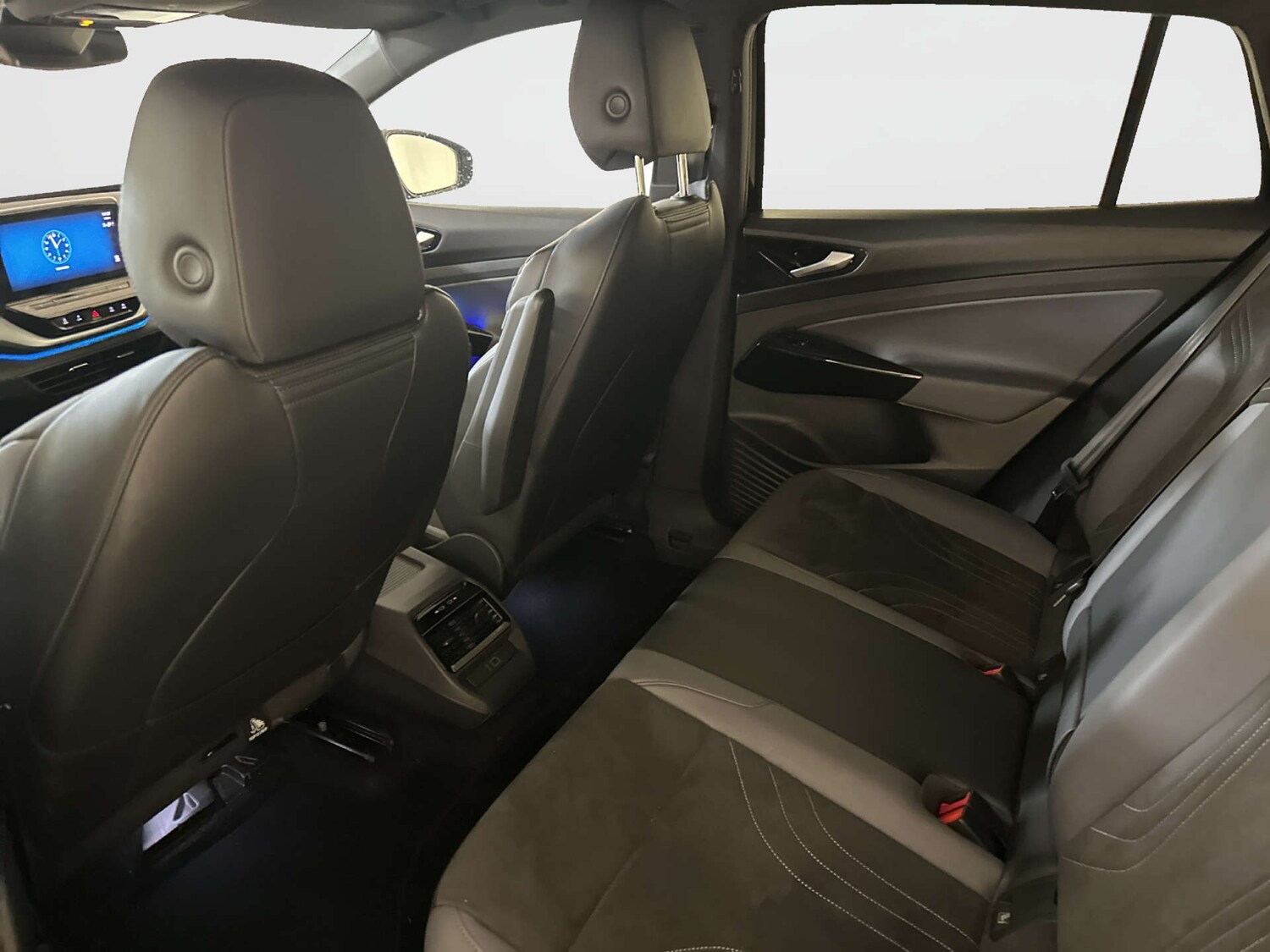 Used Volkswagen ID.4 2023 for sale - 77938507: Photo 14