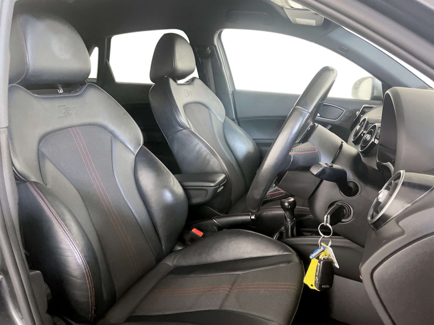 Used Audi A1 2016 for sale - 77640547: Photo 13