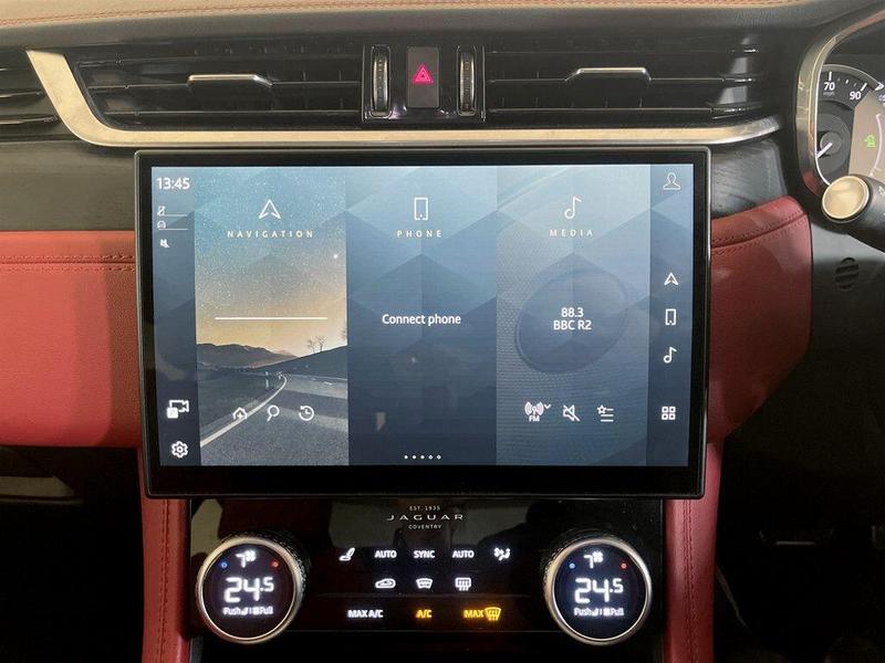 Used Jaguar F-Pace 2022 for sale - 76603472: Photo 24