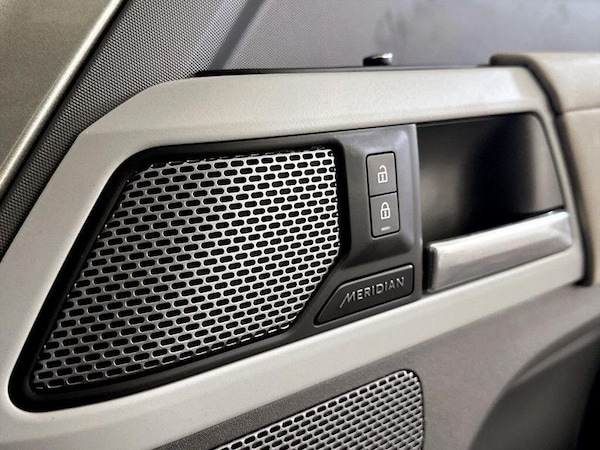 Used Land Rover Defender 110 2020 for sale - 75711797: Photo 21