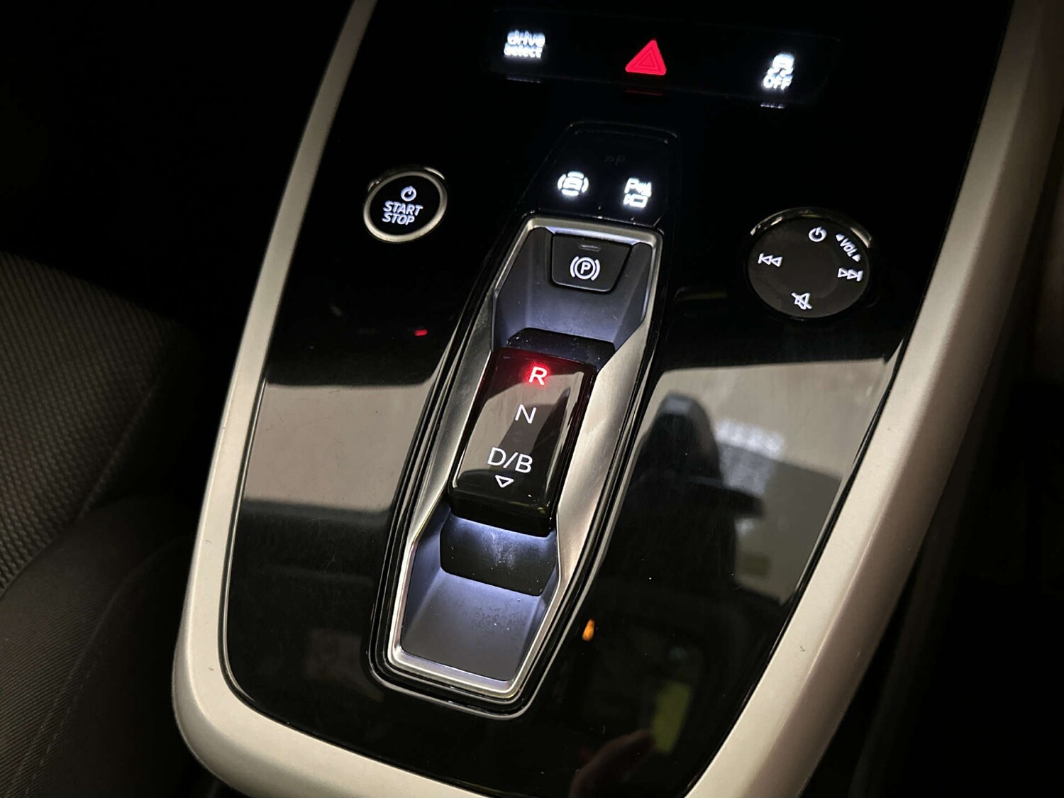 Used Audi Q4 e-tron 2021 for sale - 77880479: Photo 25