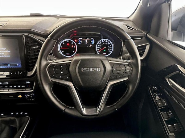 Used Isuzu D-Max 2023 for sale - 76038009: Photo 16