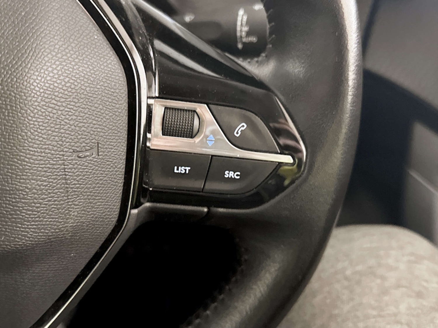 Used Peugeot 2008 2020 for sale - 77185179: Photo 19