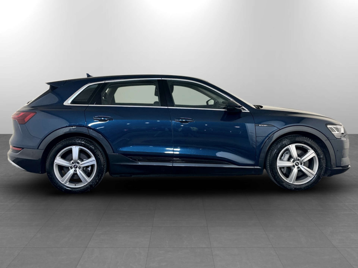 Used Audi e-tron 2021 for sale - 77778109: Photo 11