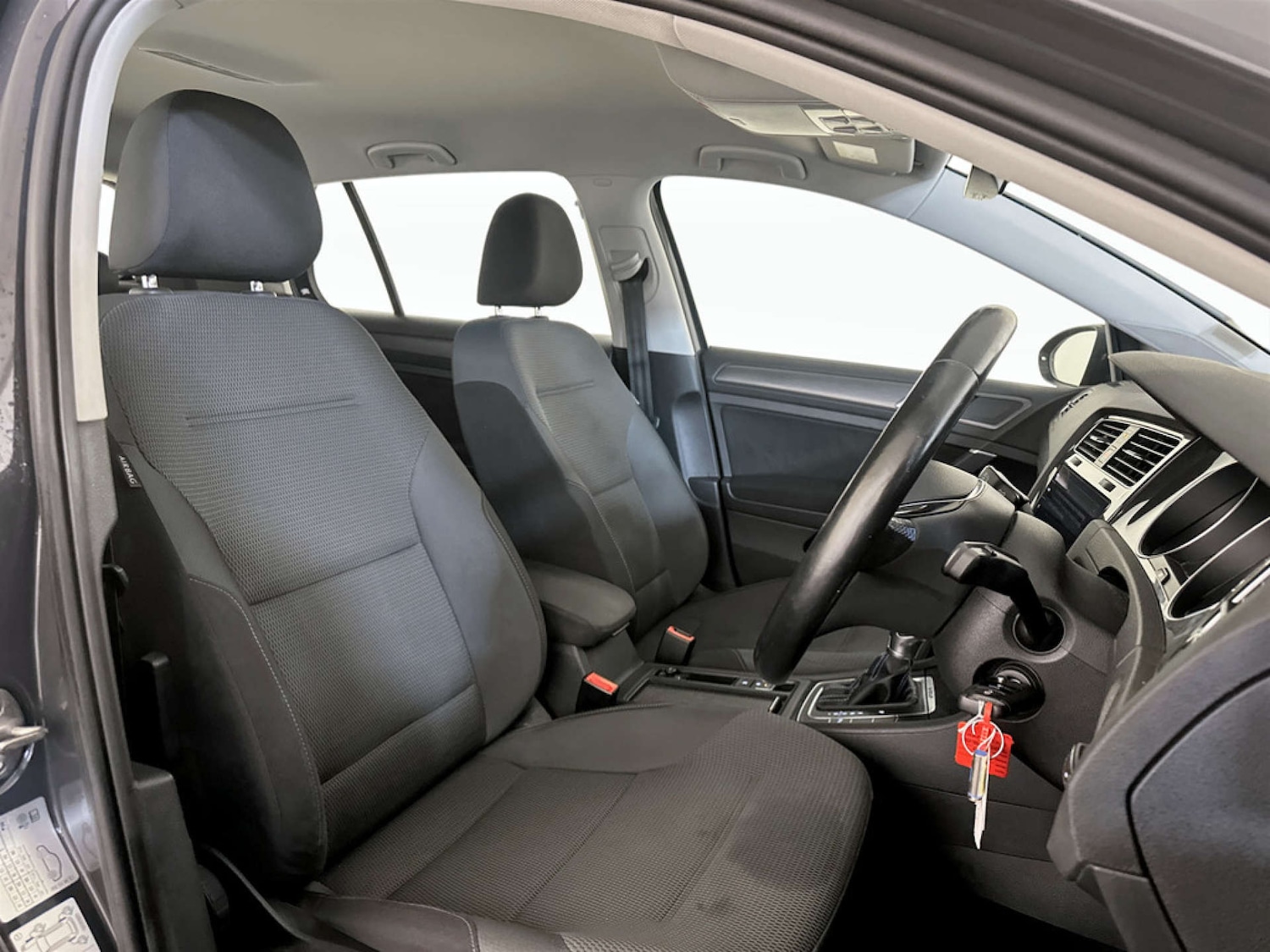 Used Volkswagen Golf 2018 for sale - 77326105: Photo 13