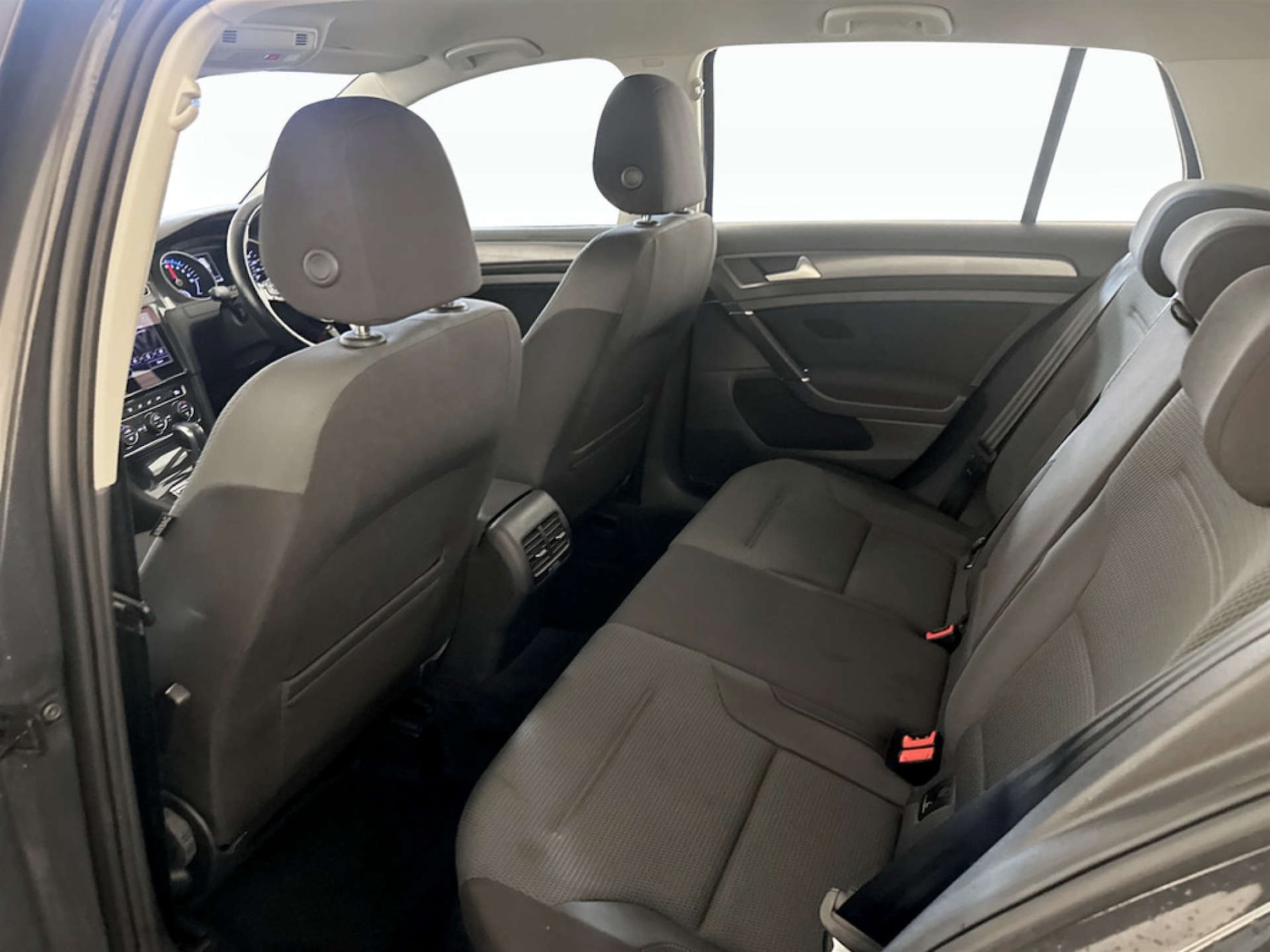 Used Volkswagen Golf 2018 for sale - 77326105: Photo 14