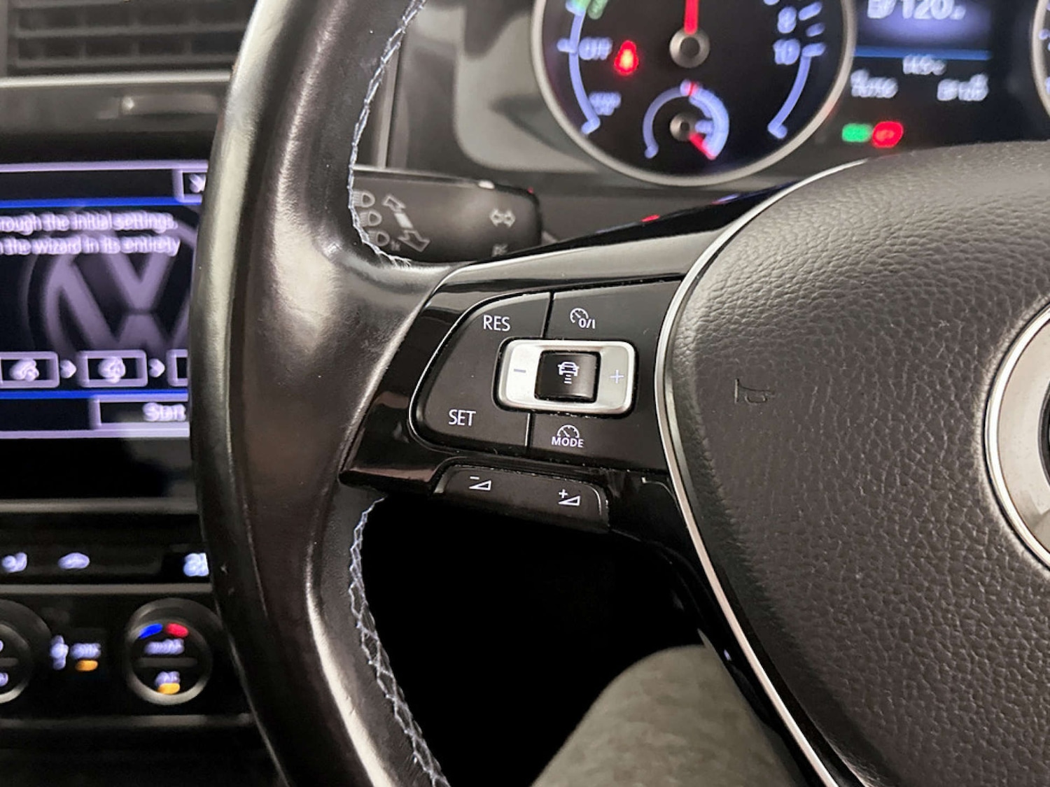 Used Volkswagen Golf 2018 for sale - 77326105: Photo 18