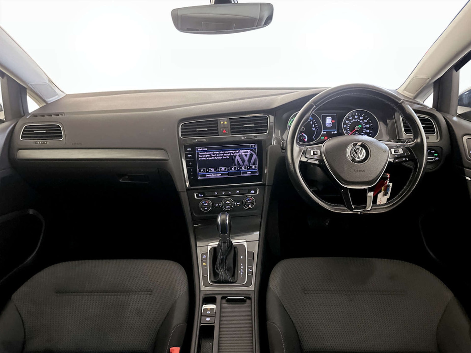 Used Volkswagen Golf 2018 for sale - 77326105: Photo 3