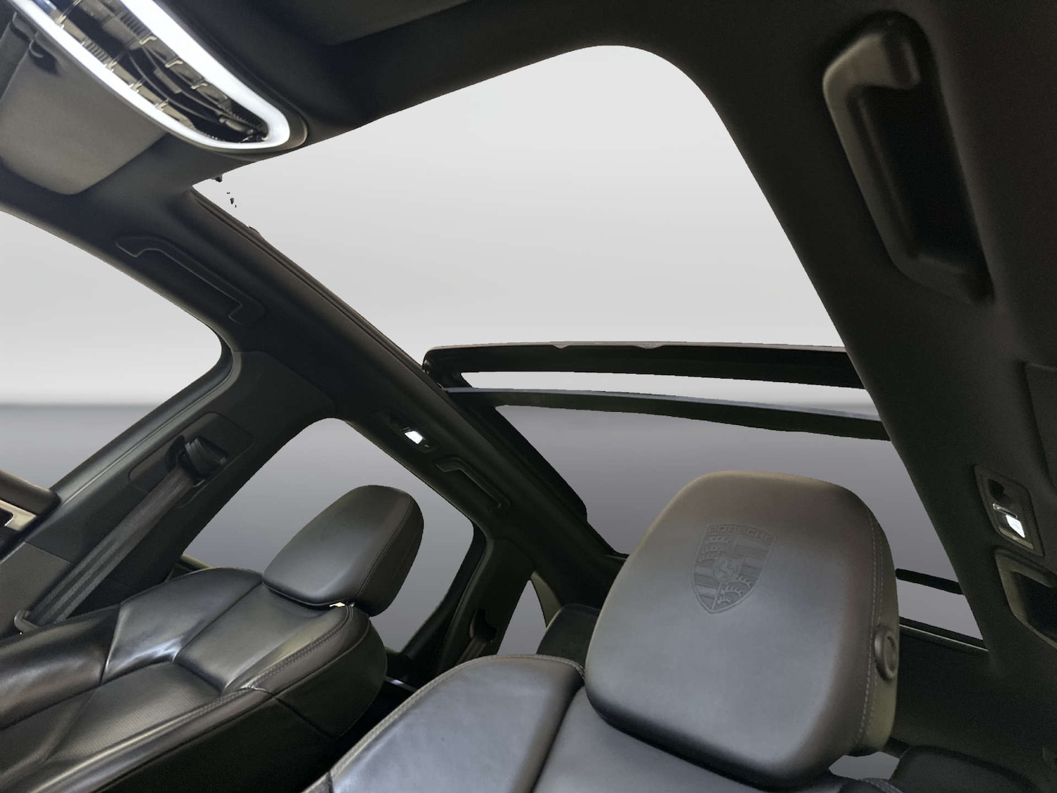 Used Porsche Cayenne 2016 for sale - 77937294: Photo 14