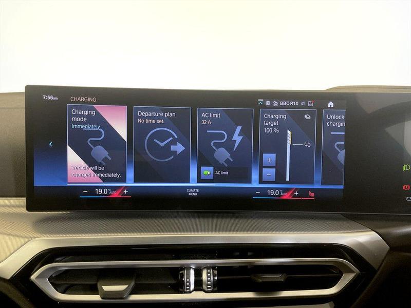 Used BMW i4 2023 for sale - 76382156: Photo 27