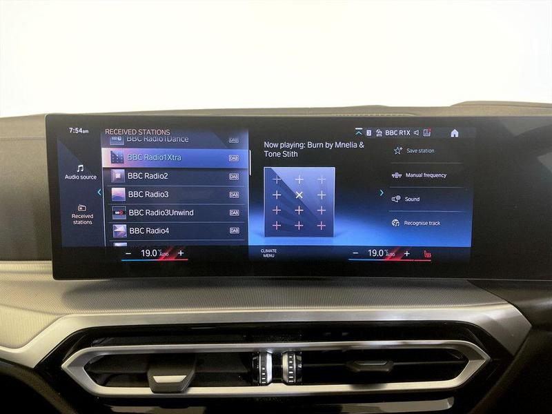 Used BMW i4 2023 for sale - 76382156: Photo 28