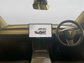 Used Tesla Model Y 2022 for sale - 77933992: Photo