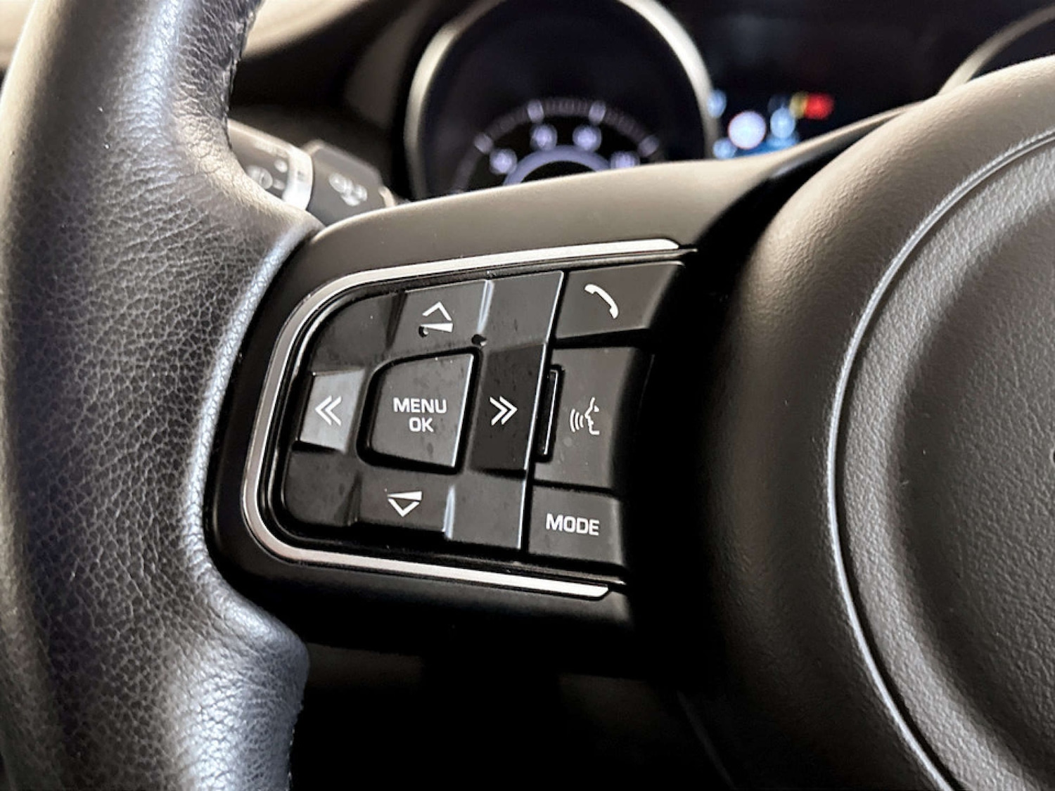 Used Jaguar E-Pace 2020 for sale - 77185212: Photo 18