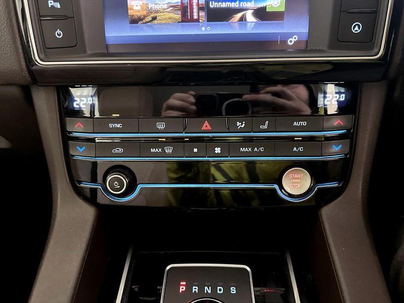 Used Jaguar F-Pace 2016 for sale - 76332430: Photo 25