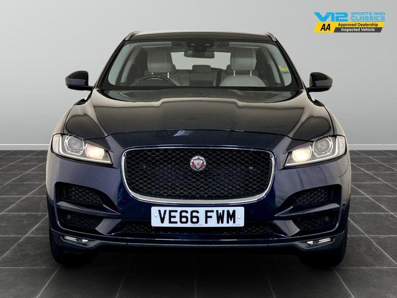 Used Jaguar F-Pace 2016 for sale - 76332430: Photo 5