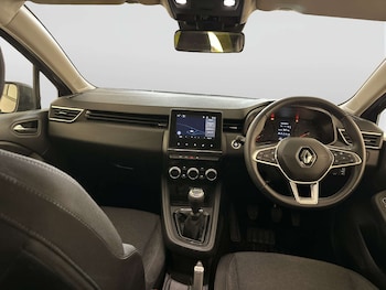 Used Renault Clio 2022 for sale - 78436064: Photo