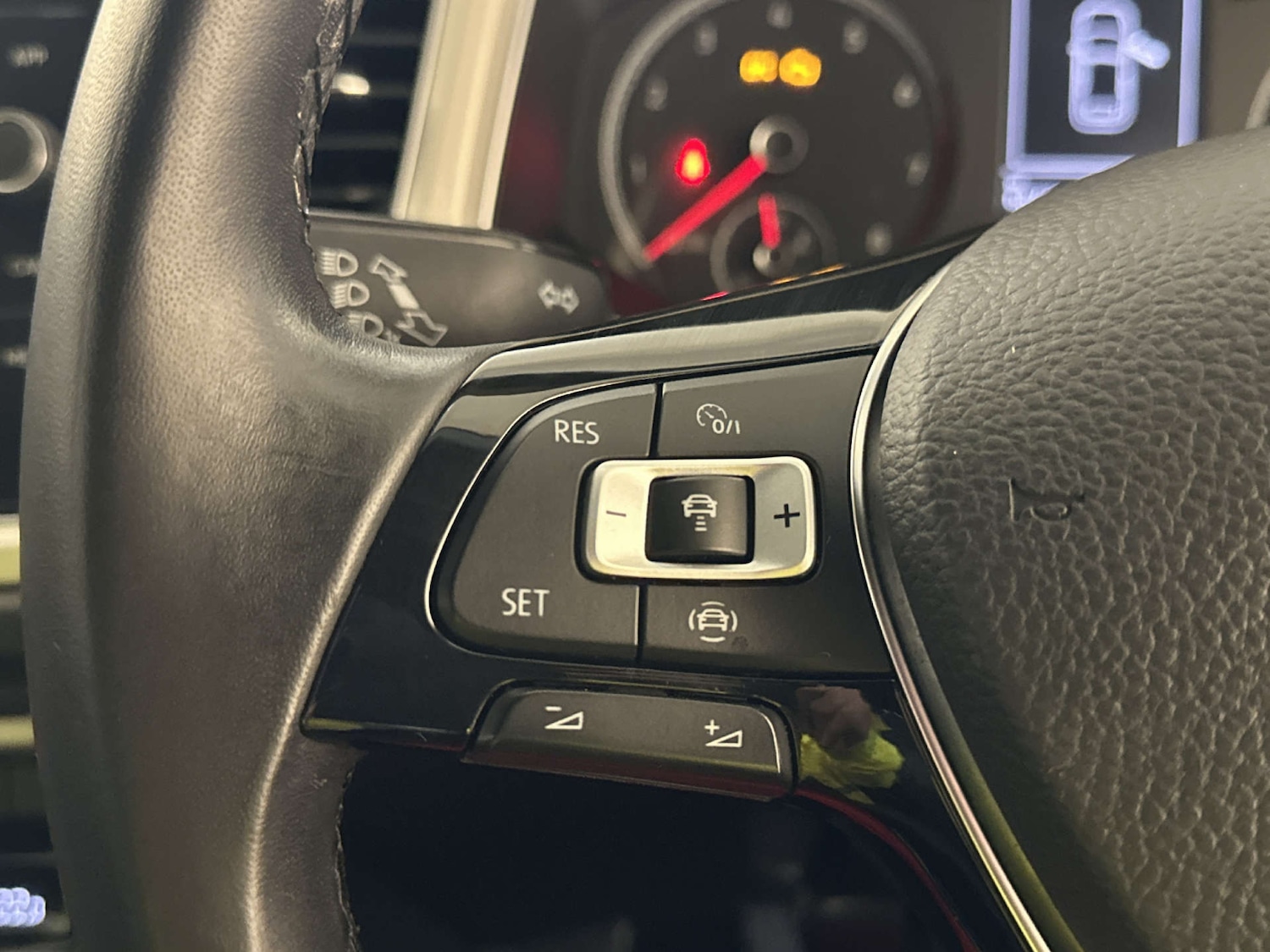 Used Volkswagen T-Roc 2020 for sale - 77877270: Photo 18