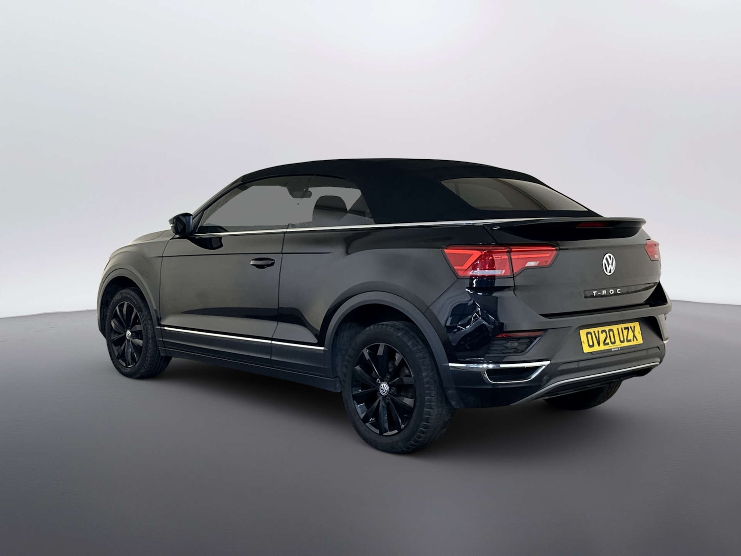 Used Volkswagen T-Roc 2020 for sale - 77877270: Photo 8