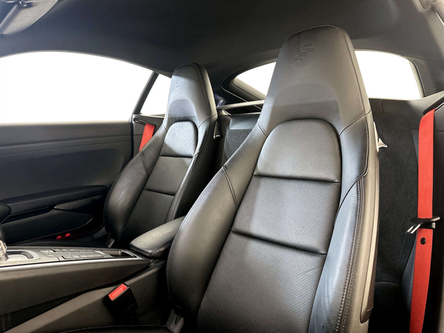 Used Porsche Cayman 2019 for sale - 77185159: Photo 13