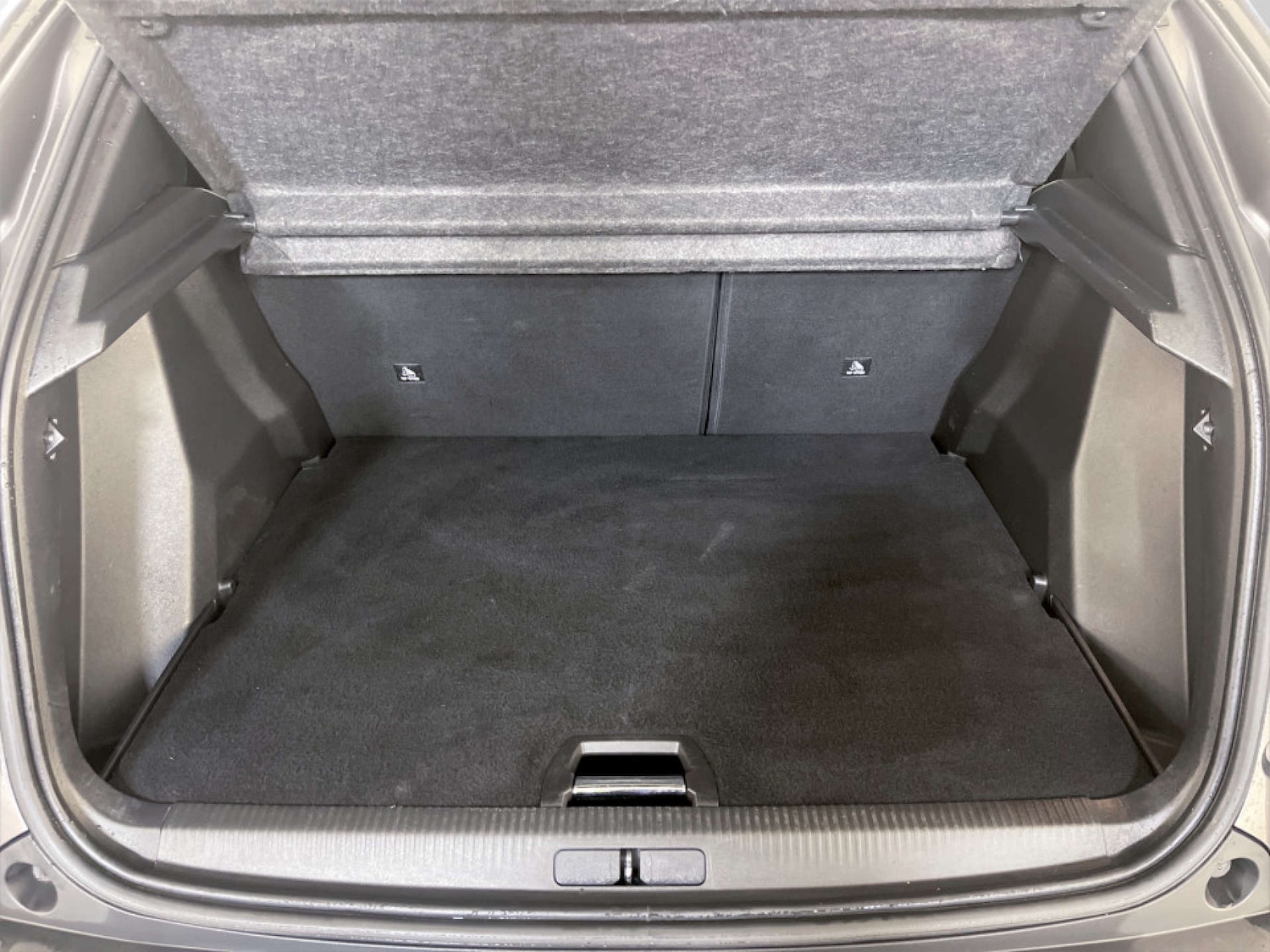 Used Peugeot 2008 2022 for sale - 77355567: Photo 13