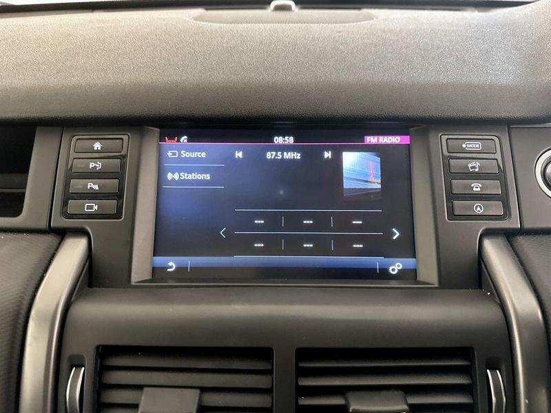 Used Land Rover Discovery Sport 2018 for sale - 76718922: Photo 24