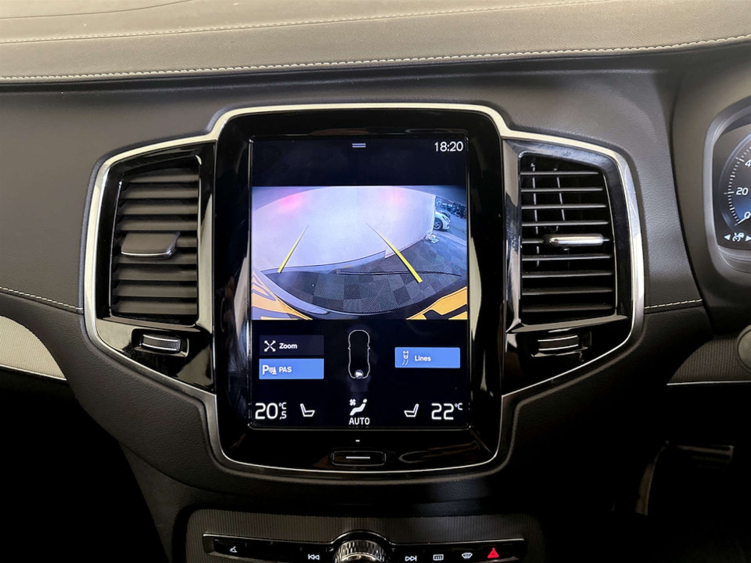 Used Volvo XC90 2020 for sale - 77185091: Photo 26