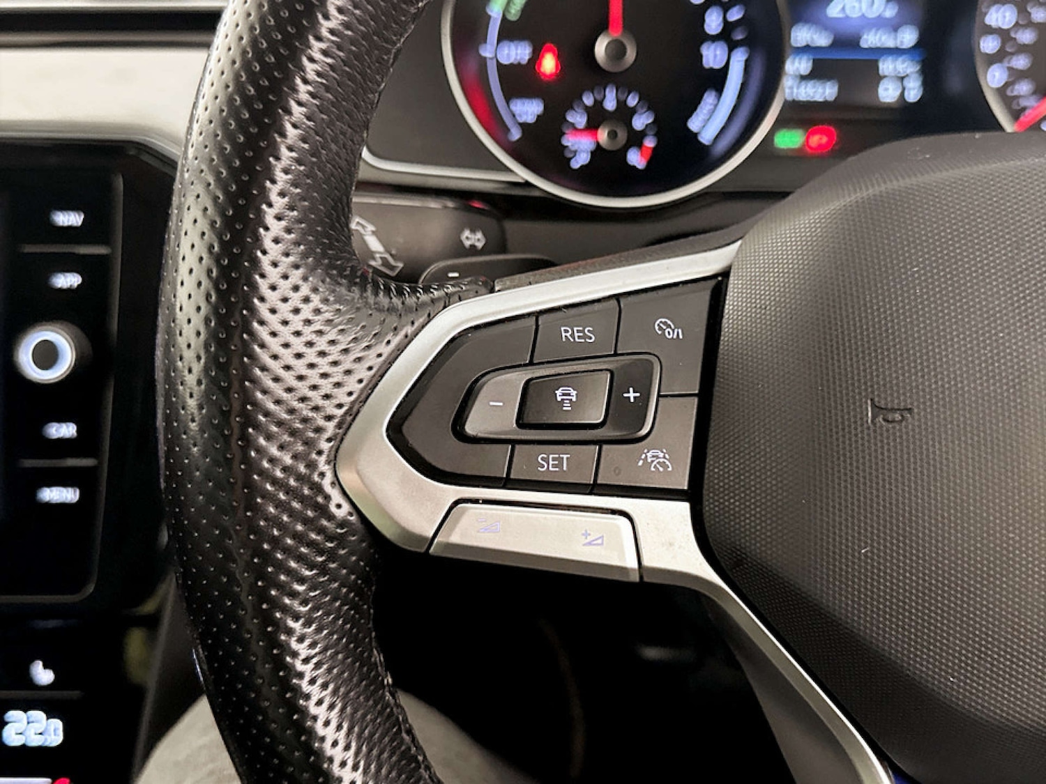 Used Volkswagen Passat 2022 for sale - 77621908: Photo 17