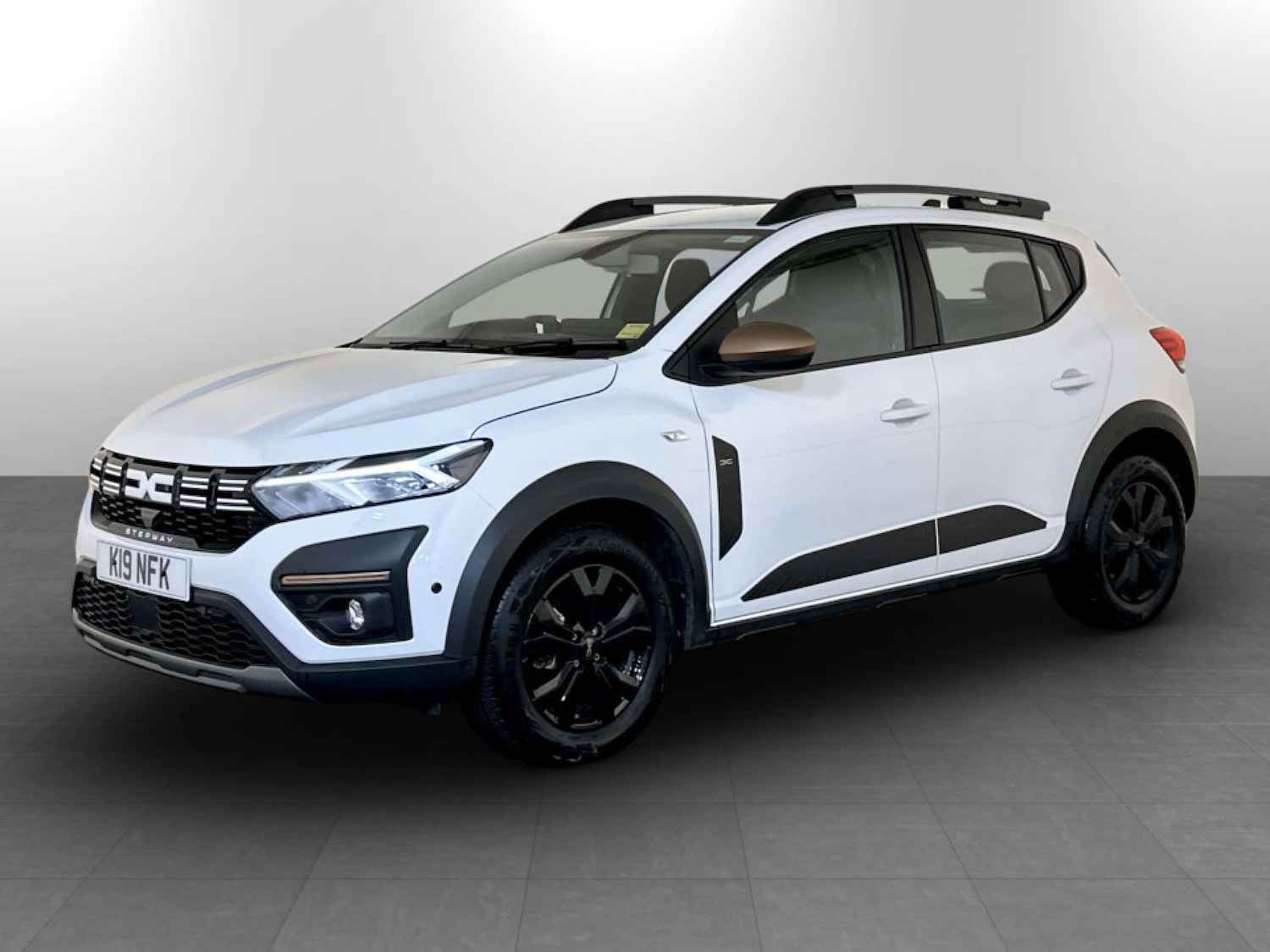 Used Dacia Sandero Stepway 2024 for sale - 77299409: Photo 6