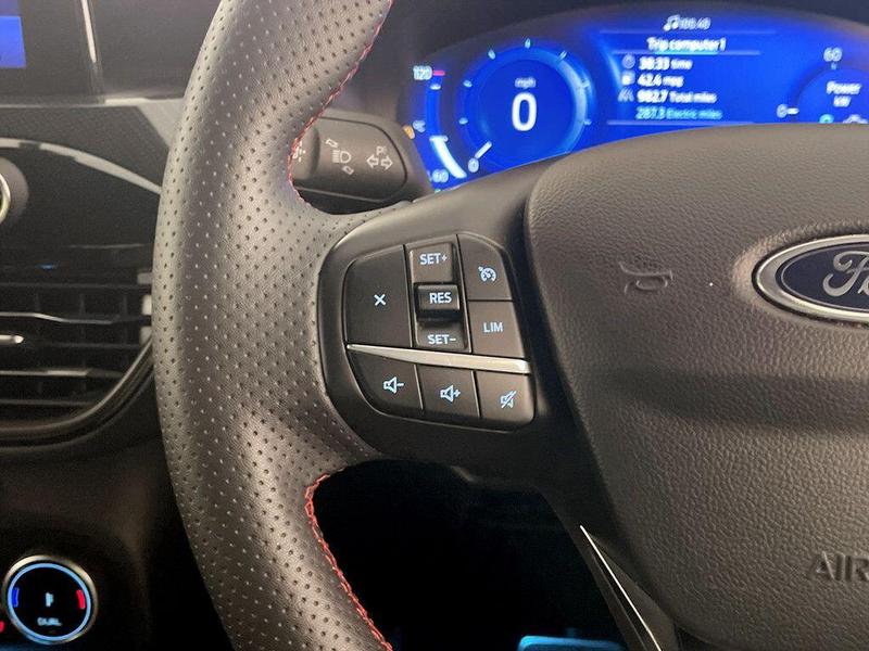 Used Ford Kuga 2023 for sale - 76710183: Photo 17