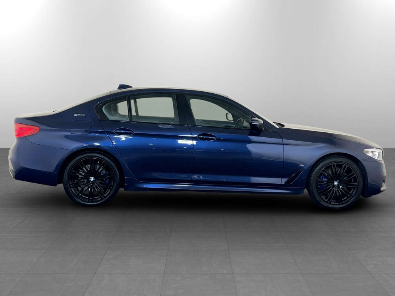 Used BMW 5 Series 2018 for sale - 77542709: Photo 10