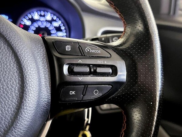 Used Kia Stonic 2019 for sale - 76079877: Photo 19