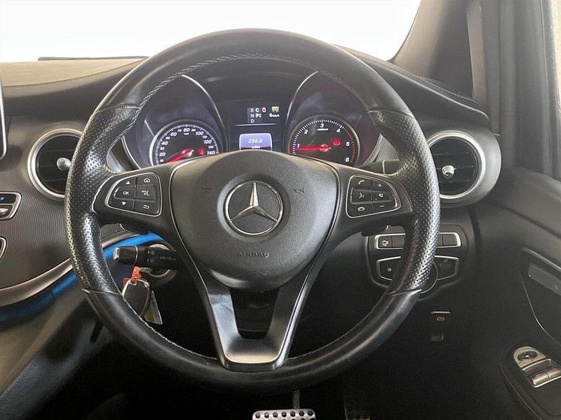 Used Mercedes-Benz V-Class 2018 for sale - 76534458: Photo 18