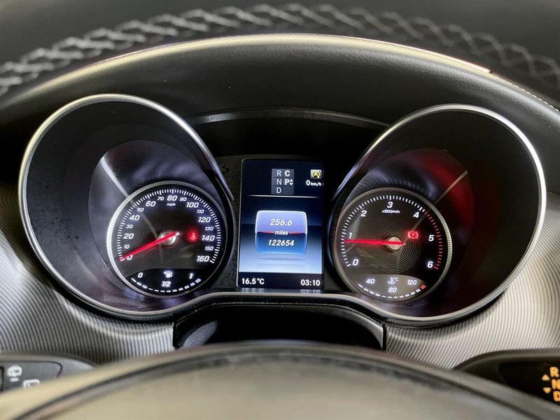 Used Mercedes-Benz V-Class 2018 for sale - 76534458: Photo 20