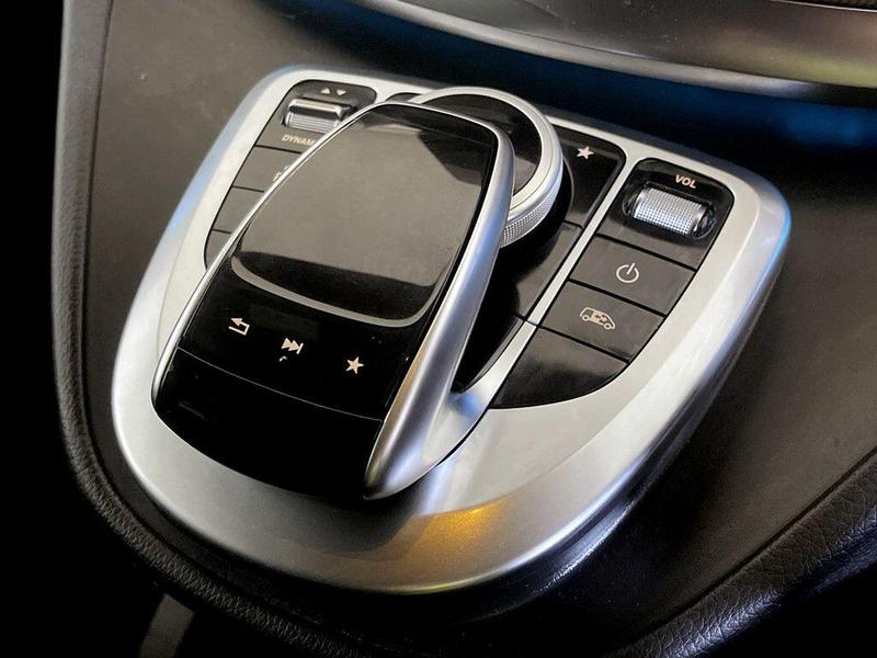 Used Mercedes-Benz V-Class 2018 for sale - 76534458: Photo 29