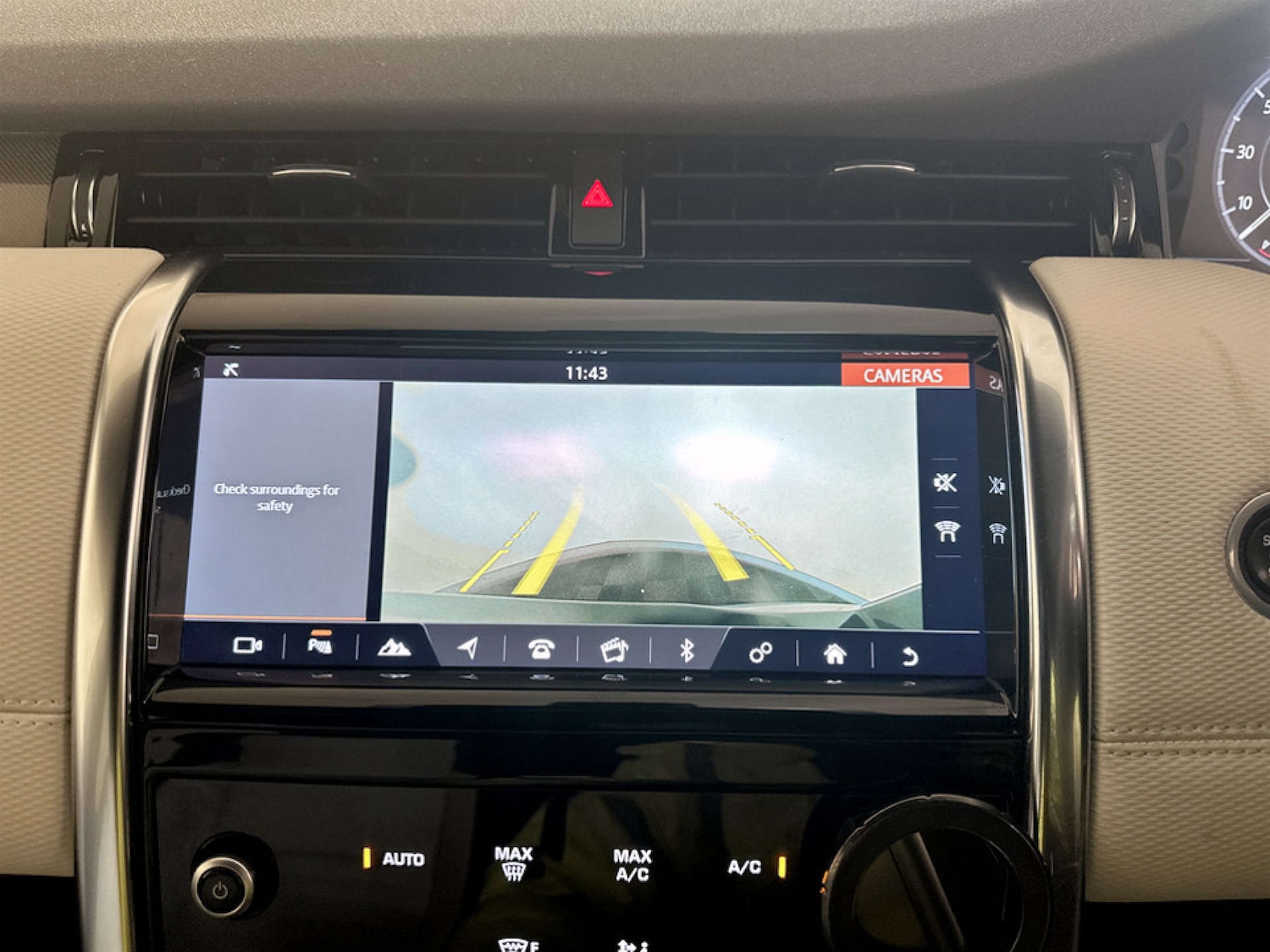 Used Land Rover Discovery Sport 2020 for sale - 77187797: Photo 21