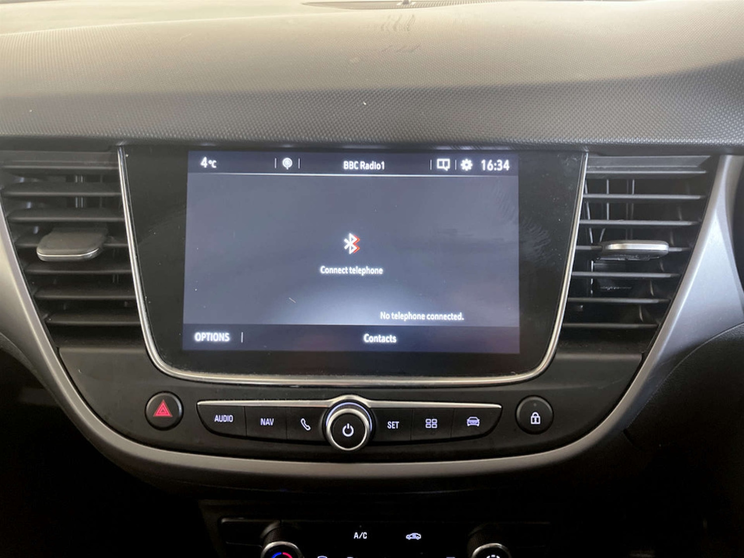 Used Vauxhall Crossland 2021 for sale - 77547640: Photo 22