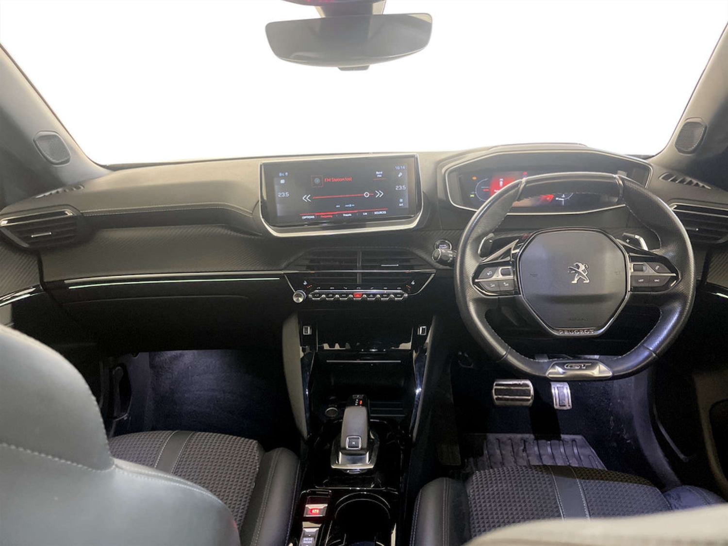 Used Peugeot 2008 2020 for sale - 77301683: Photo 3