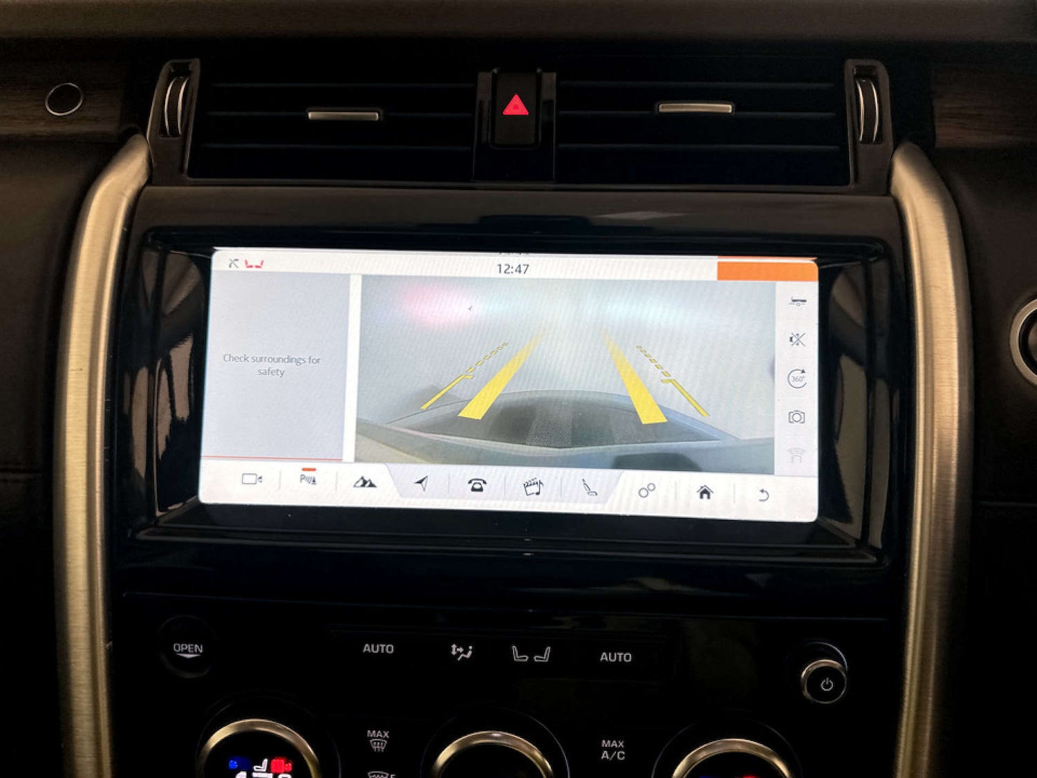 Used Land Rover Discovery 2018 for sale - 77185151: Photo 24