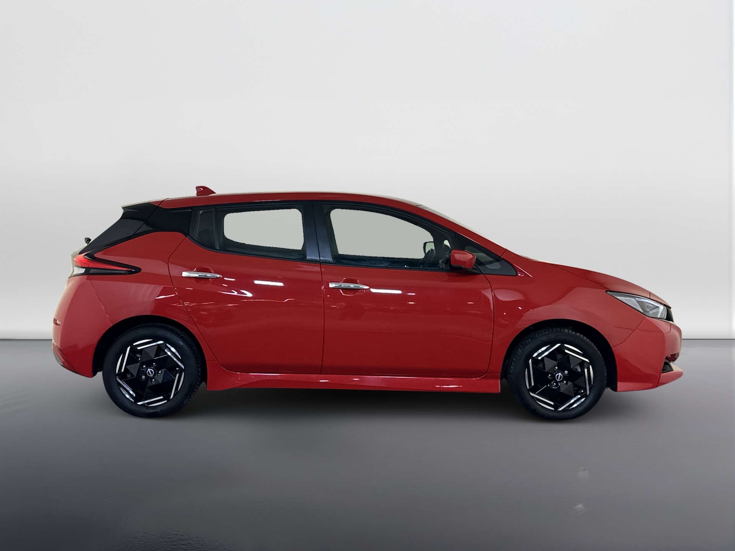 Used Nissan Leaf 2023 for sale - 77845591: Photo 11