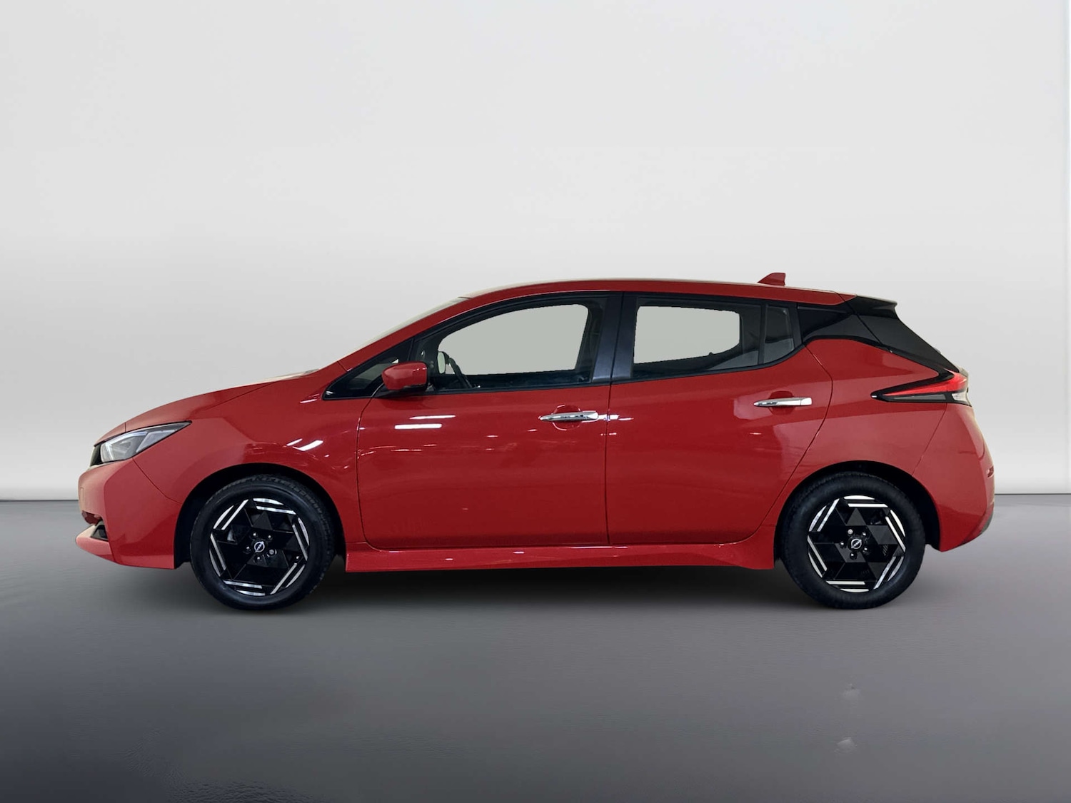 Used Nissan Leaf 2023 for sale - 77845591: Photo 7