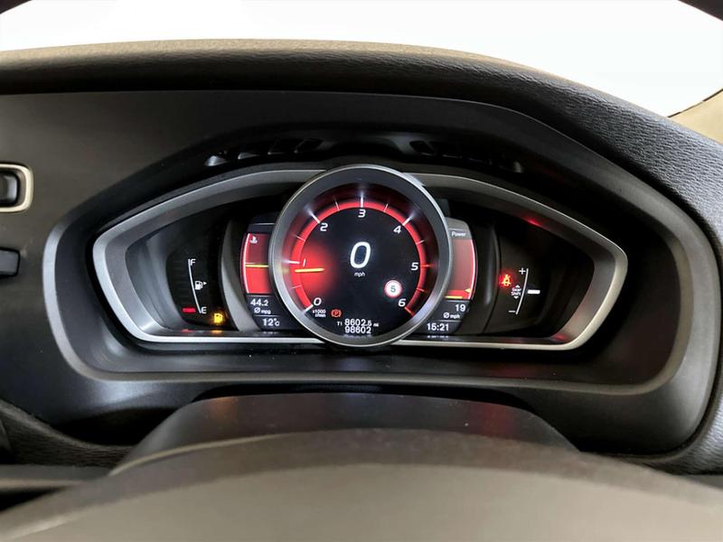 Used Volvo V40 2017 for sale - 76895524: Photo 18