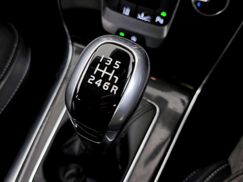 Used Volvo V40 2017 for sale - 76895524: Photo 25