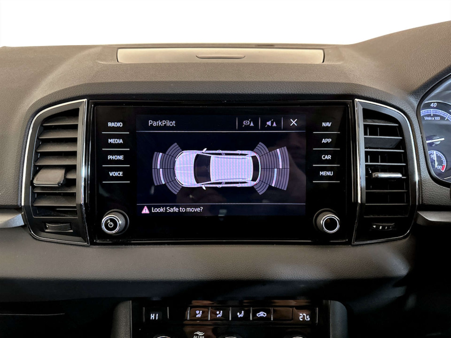 Used Skoda Karoq 2019 for sale - 77184980: Photo 20