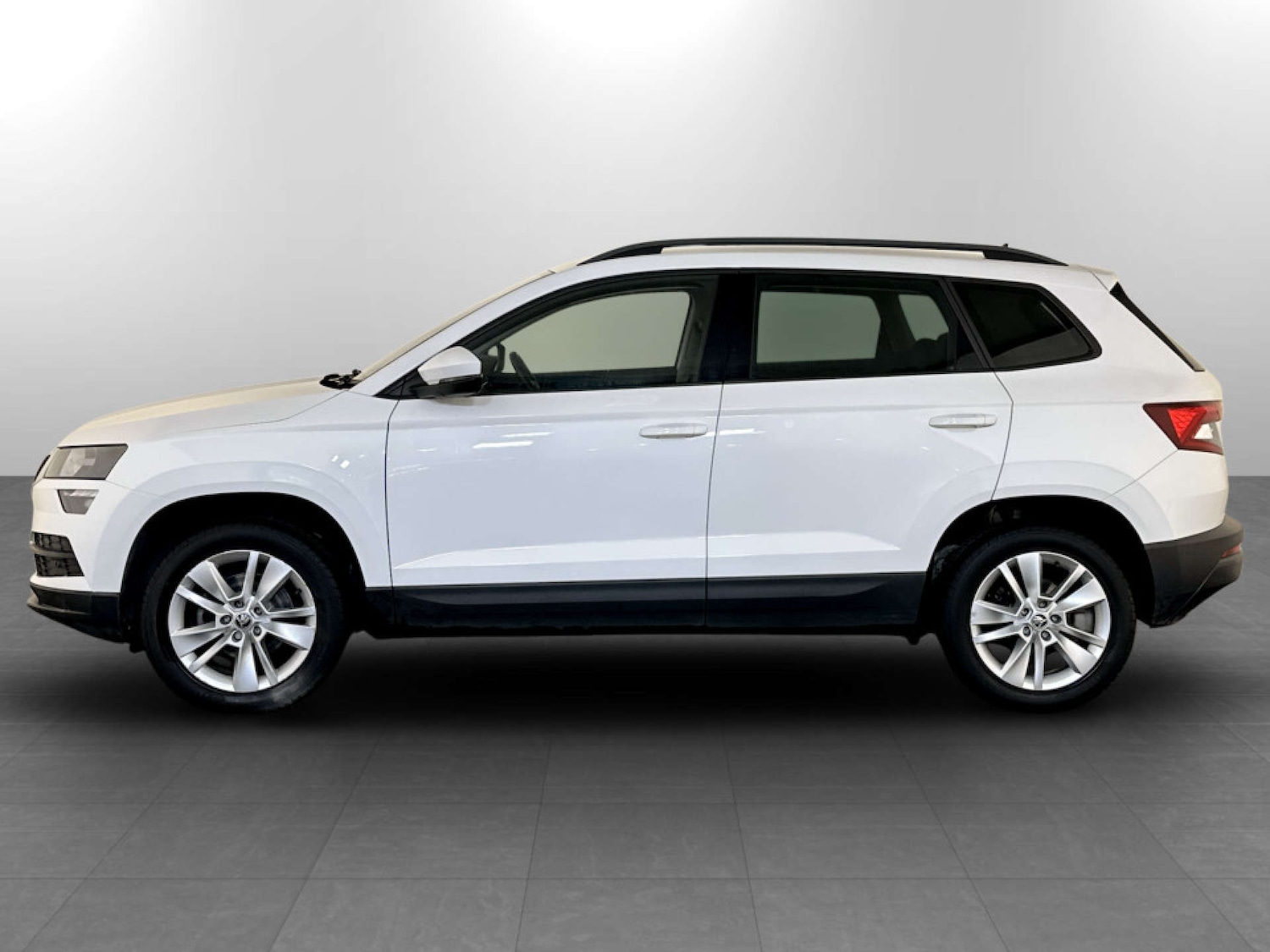 Used Skoda Karoq 2019 for sale - 77184980: Photo 7
