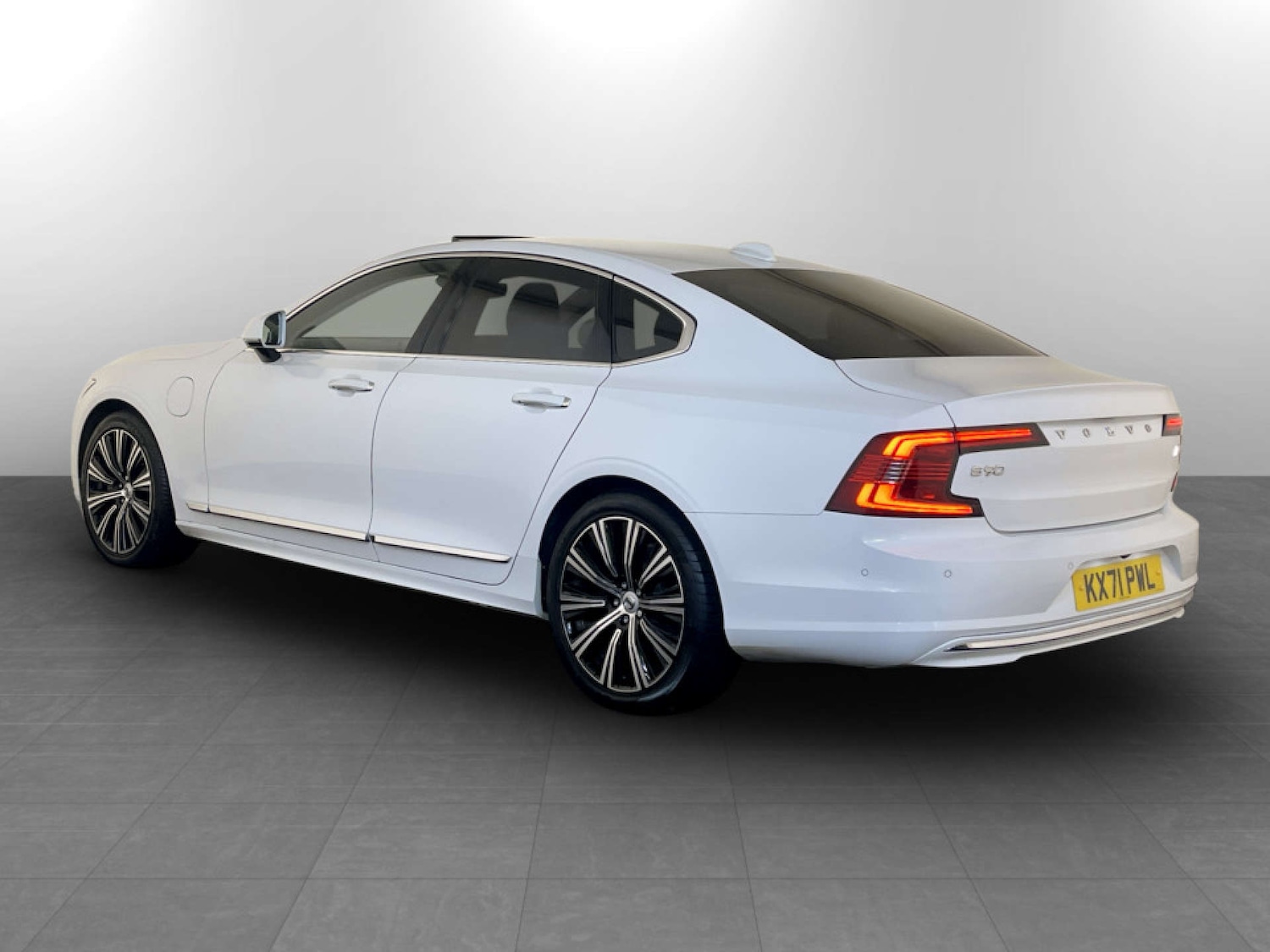 Used Volvo S90 2021 for sale - 77184962: Photo 8