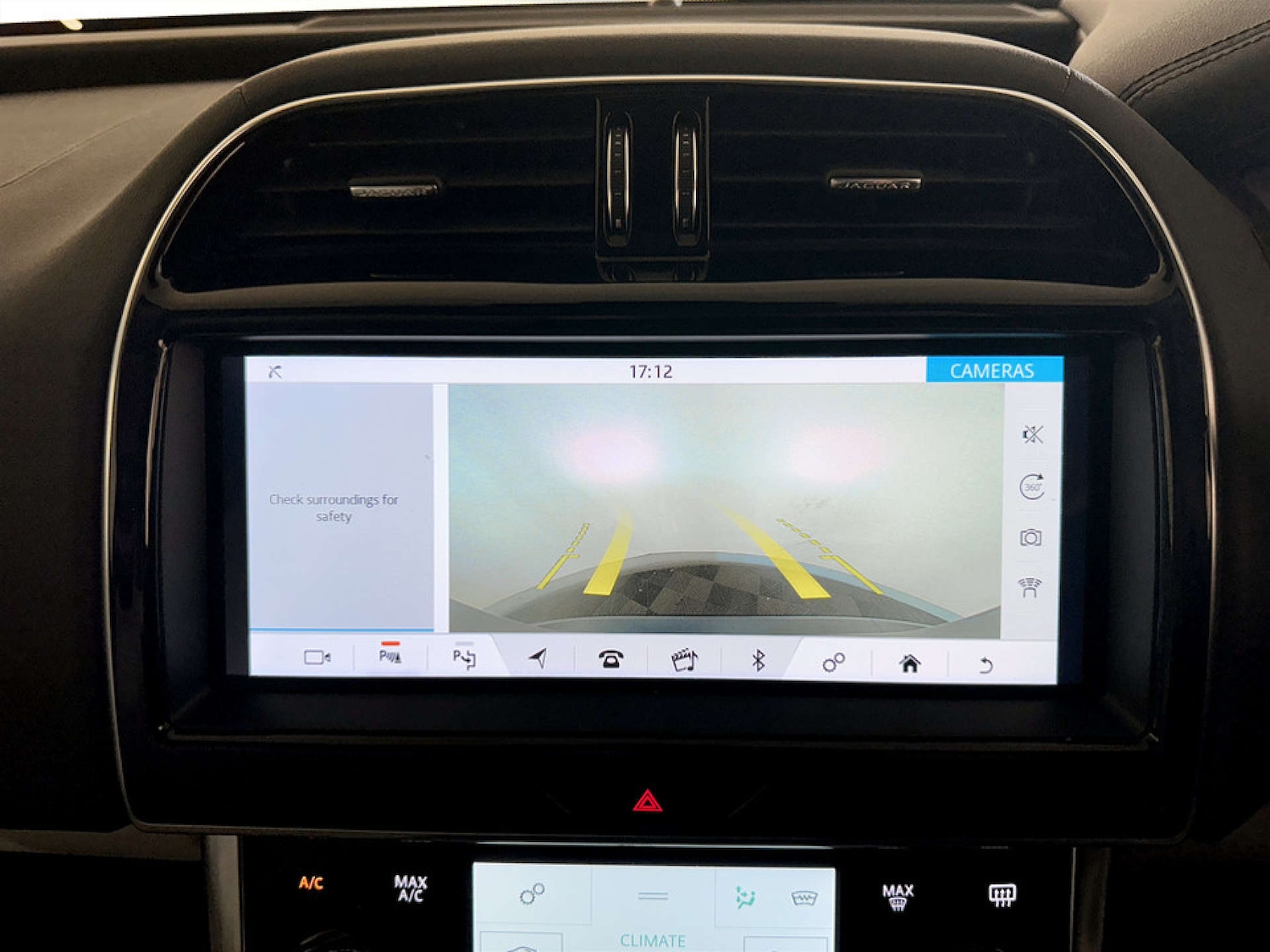 Used Jaguar XE 2020 for sale - 77745519: Photo 20