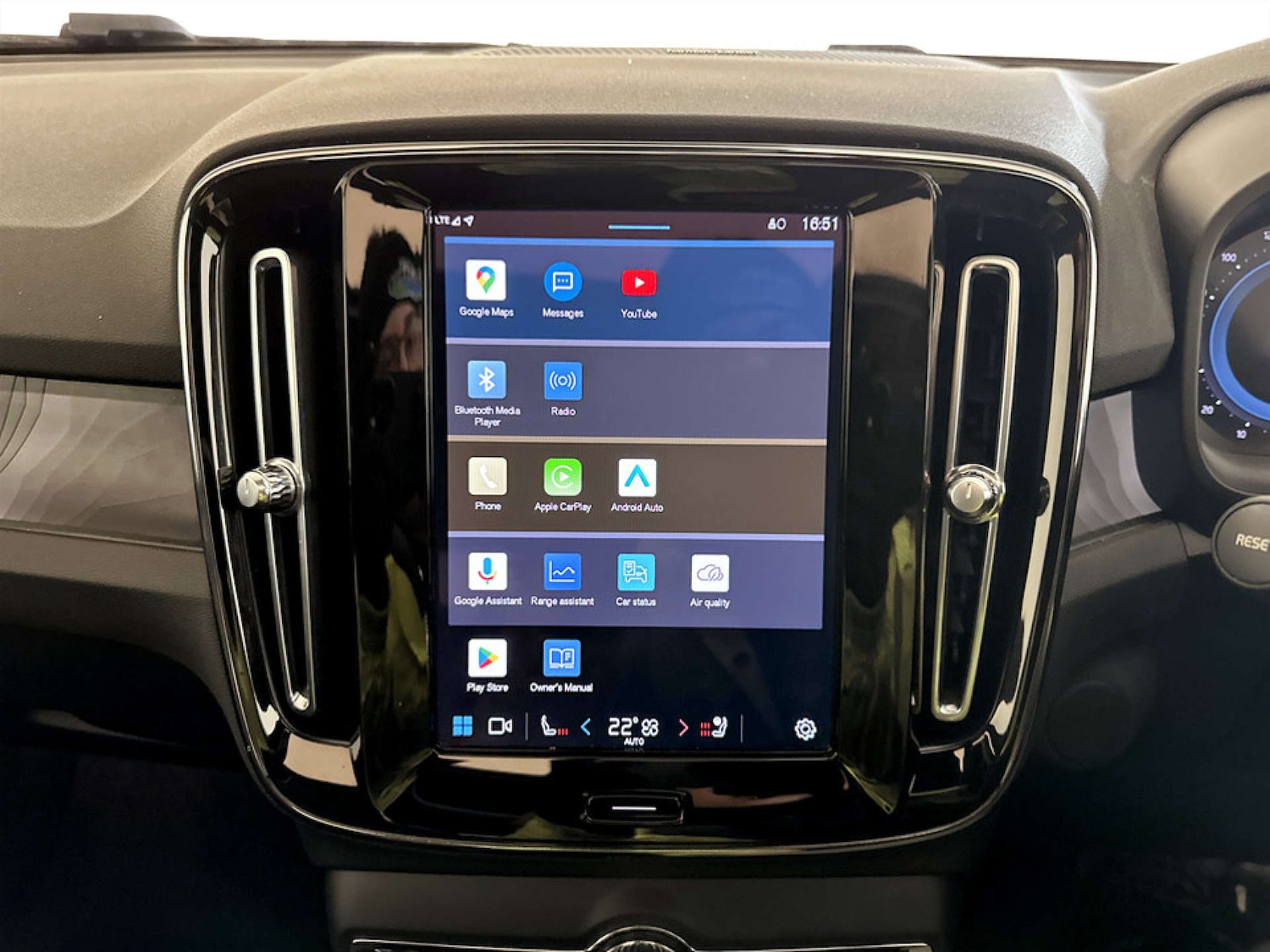 Used Volvo XC40 2022 for sale - 77409010: Photo 25