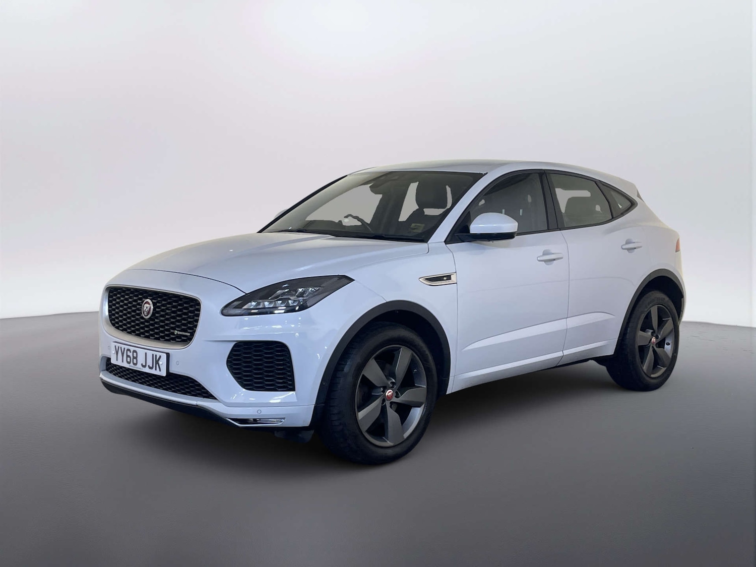 Used Jaguar E-Pace 2018 for sale - 78027784: Photo 6