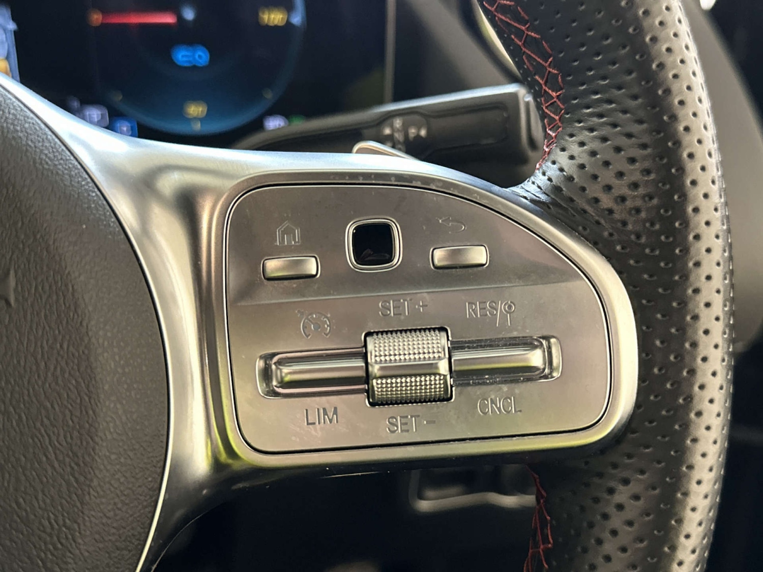 Used Mercedes-Benz EQA 2023 for sale - 77850764: Photo 19