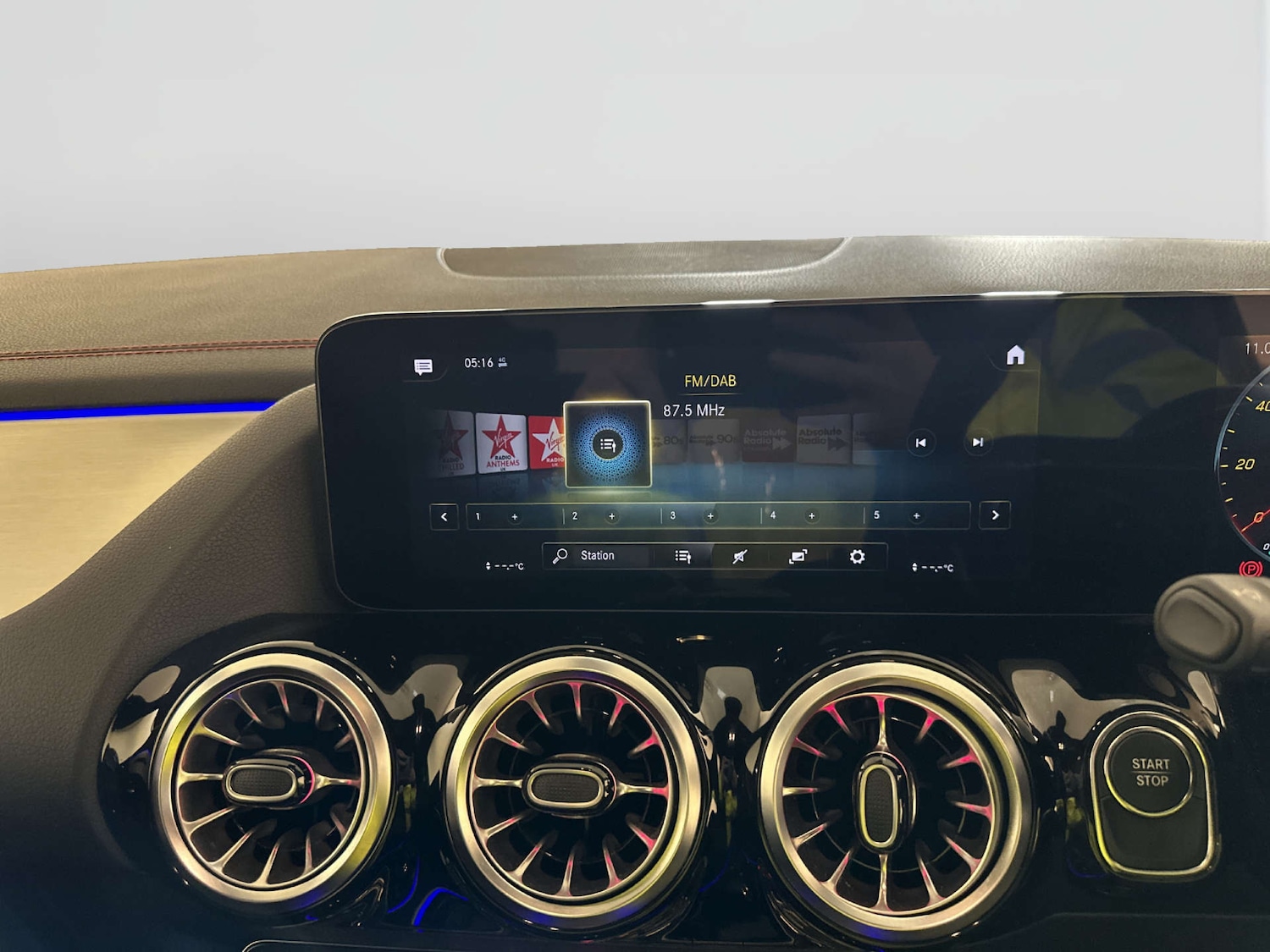 Used Mercedes-Benz EQA 2023 for sale - 77850764: Photo 25